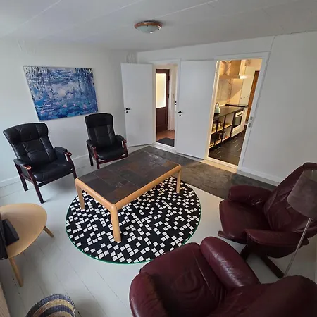 Hus 1